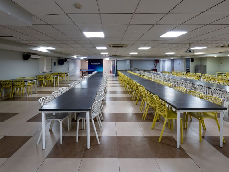 Terrace cafeteria — ~5,000 sq ft